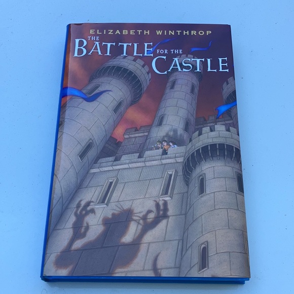 “The battle for the castle” hardback novel - Picture 2 of 12